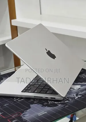 New Laptop Apple MacBook Pro 2021 M1 32GB Apple M1 Pro SSD 512GB