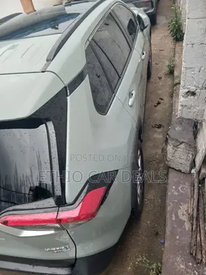 Toyota RAV4 2024 Green
