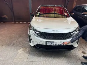 Peugeot 5008 2022 White