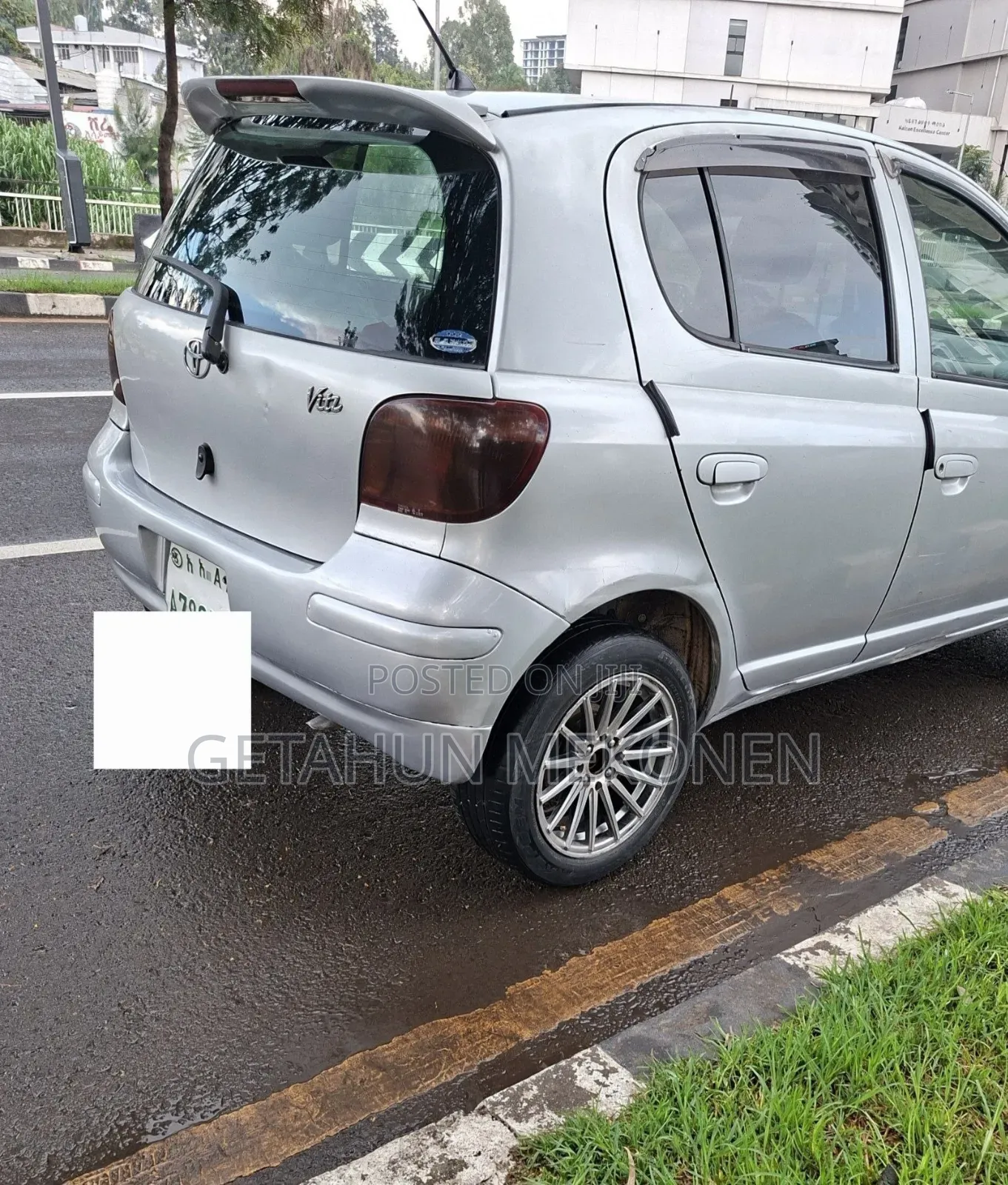 Toyota Vitz 2003 Silver