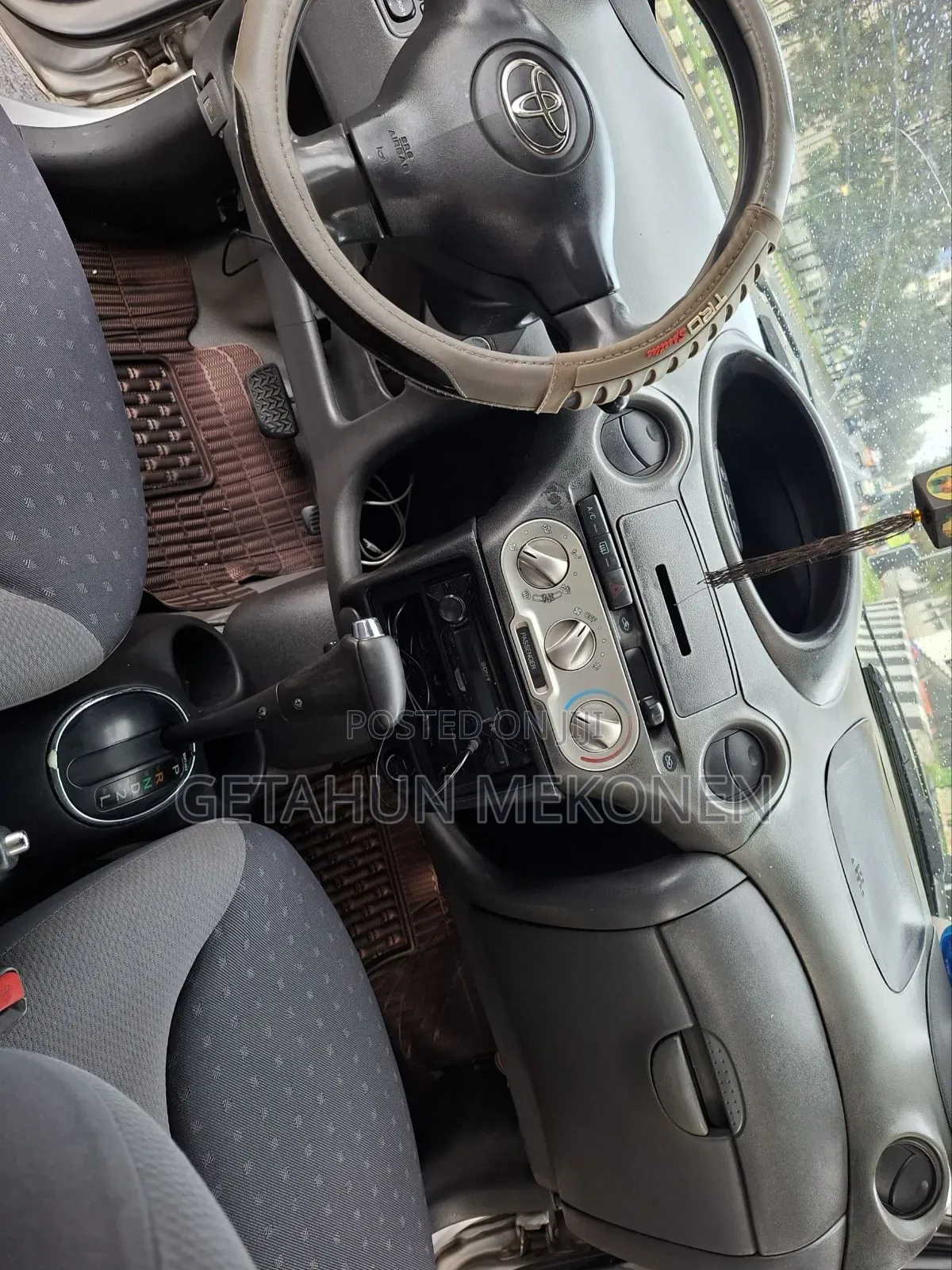 Toyota Vitz 2003 Silver