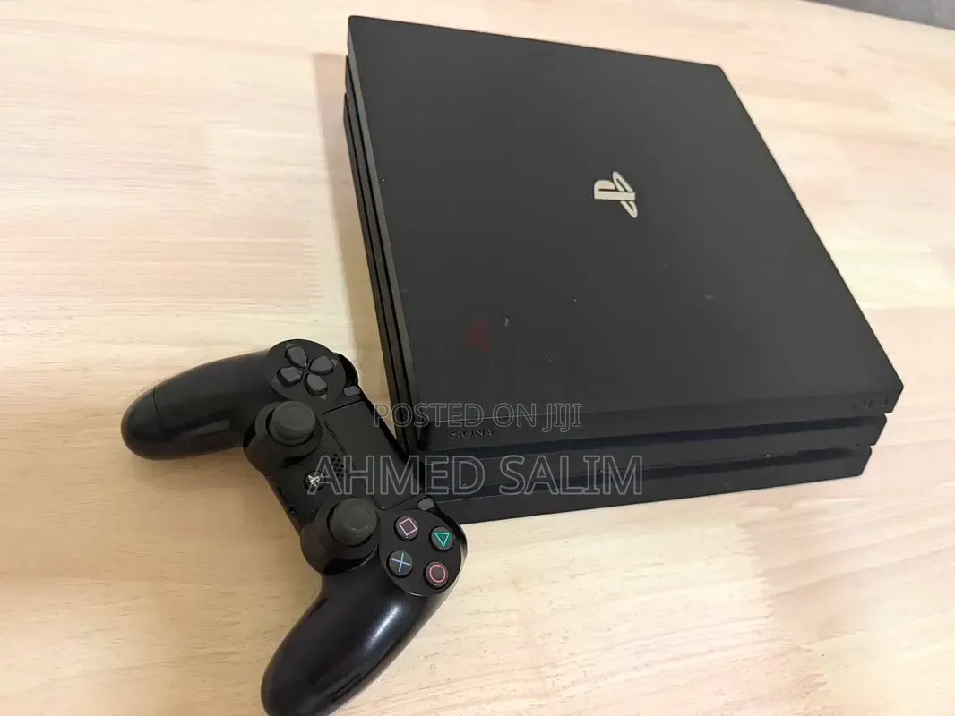 Playstation 4 Used 2 Joystick Update Version
