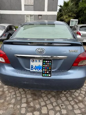 Toyota Belta 2007 Blue