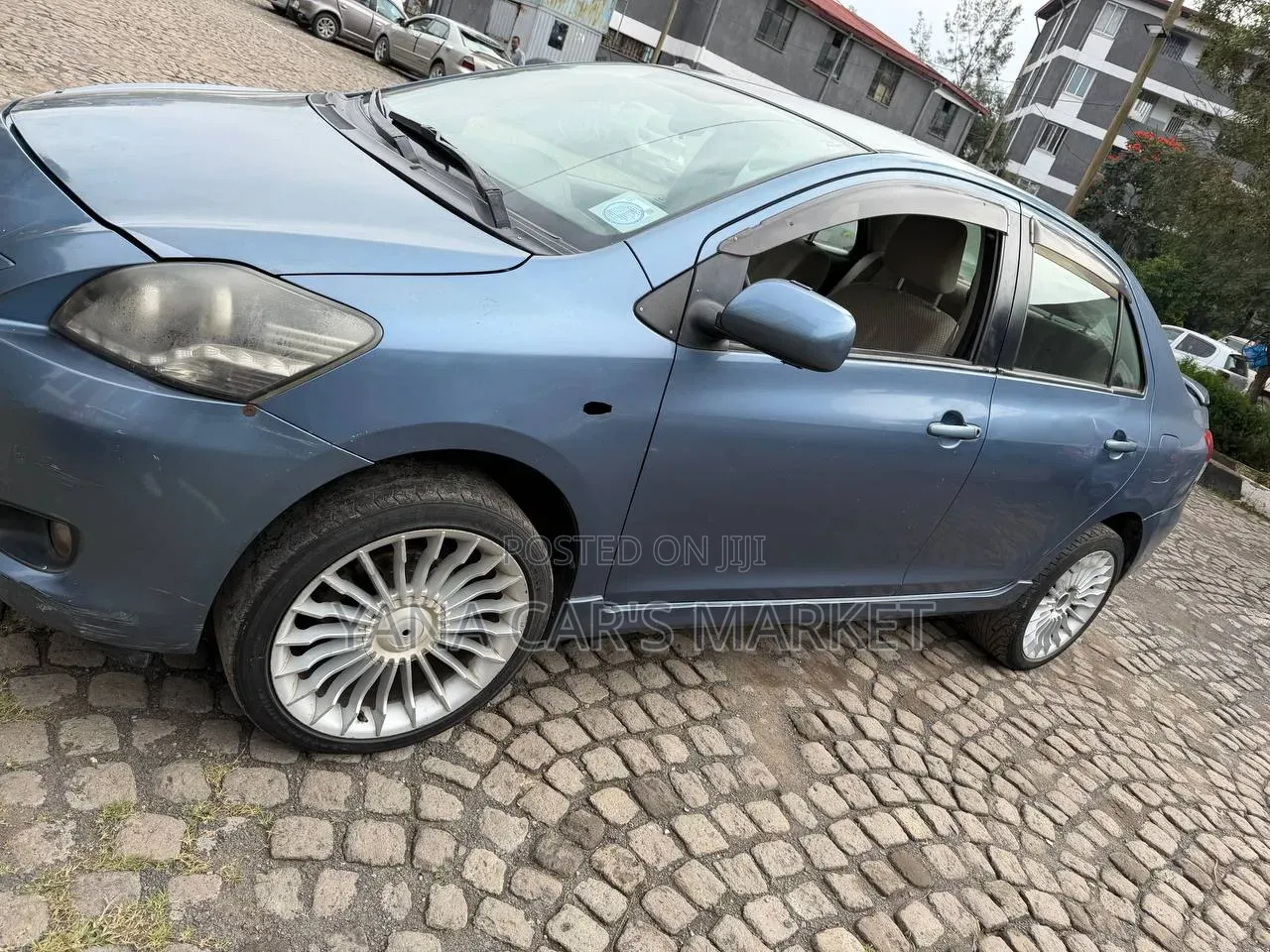 Toyota Belta 2007 Blue
