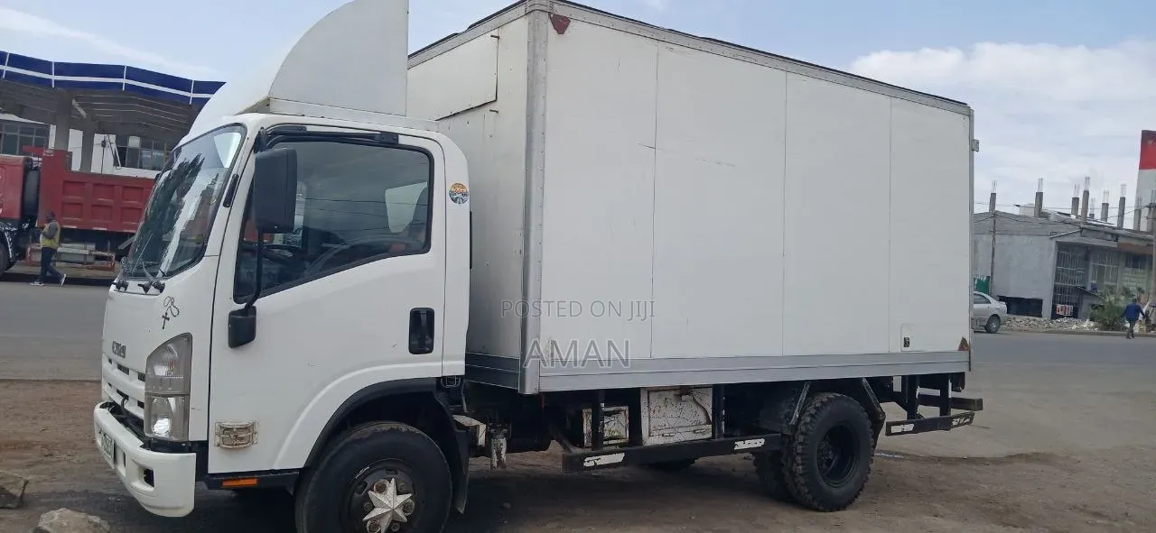 Obama Isuzu