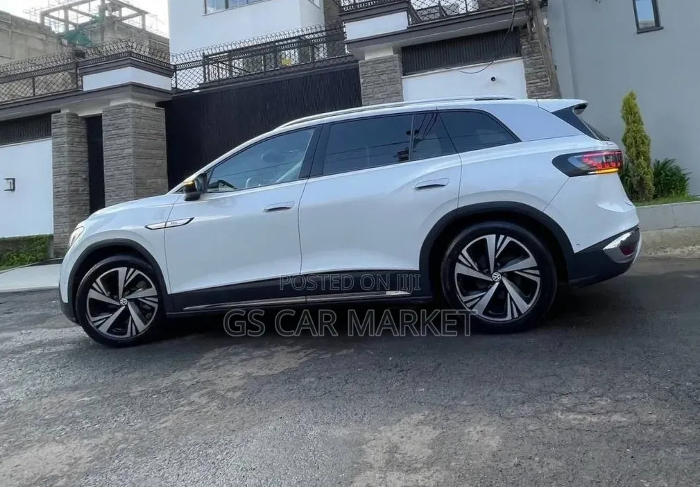 Volkswagen ID.6 2023 White