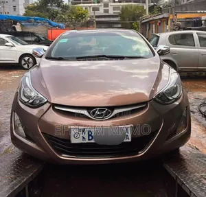 Hyundai Elantra 2015