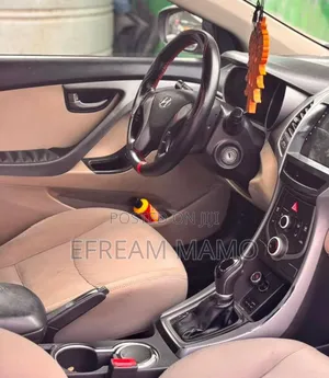 Hyundai Elantra 2015