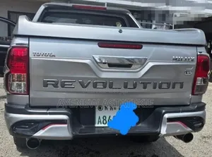 Toyota Hilux 2018 Silver