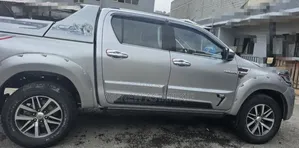 Toyota Hilux 2018 Silver