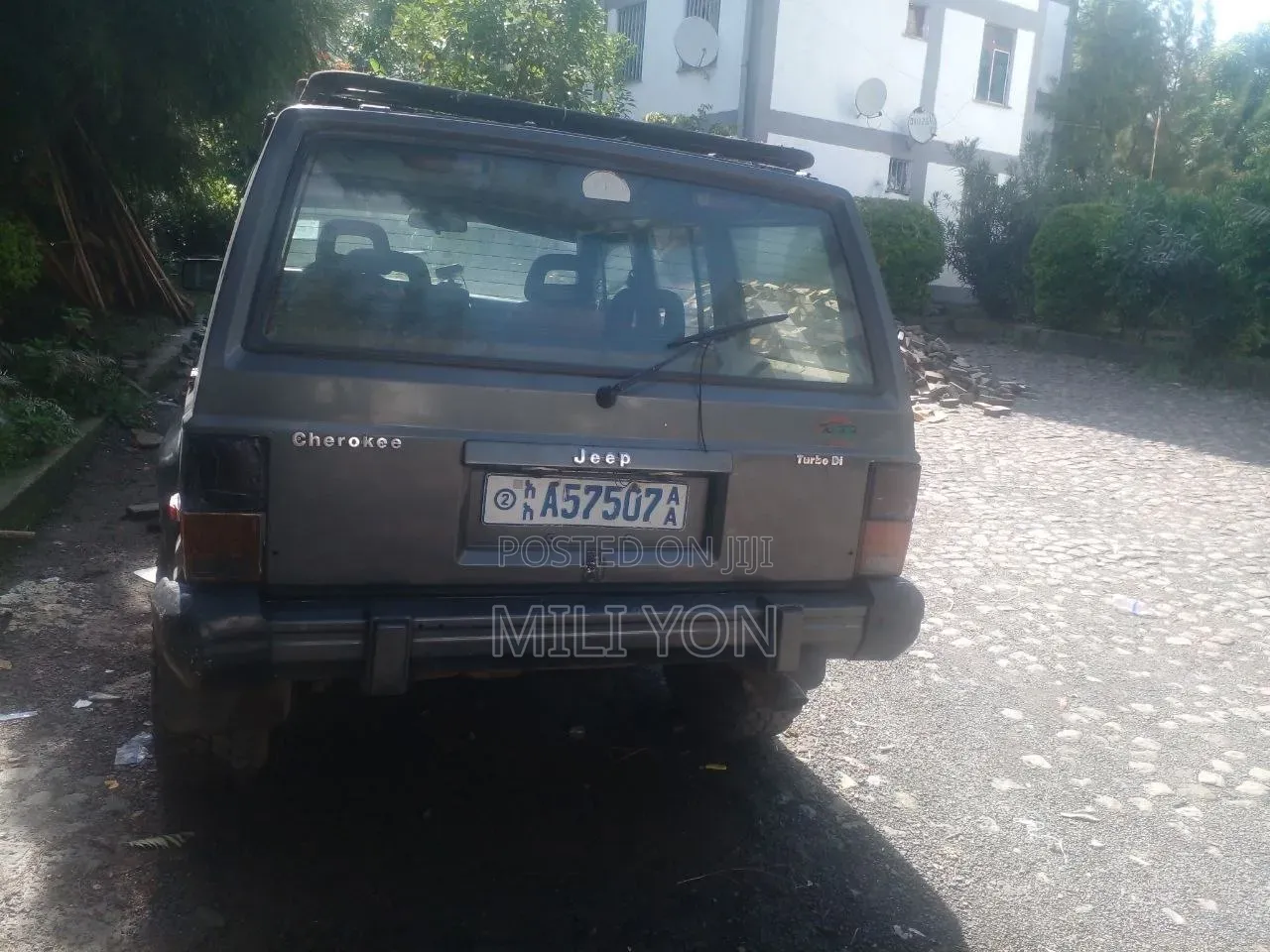 Jeep Cherokee 1990 Black