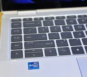 New Laptop HP EliteBook 1040 G8 32GB Intel Core i7 SSD 512GB