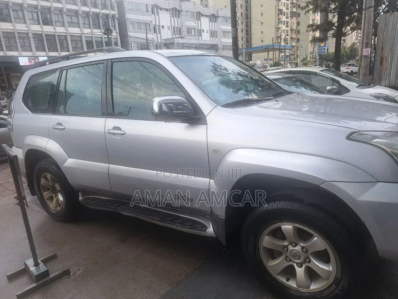 Toyota Land Cruiser 2005 Gray