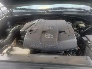 Toyota Land Cruiser 2005 Gray