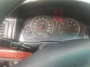 Toyota Land Cruiser 2005 Gray