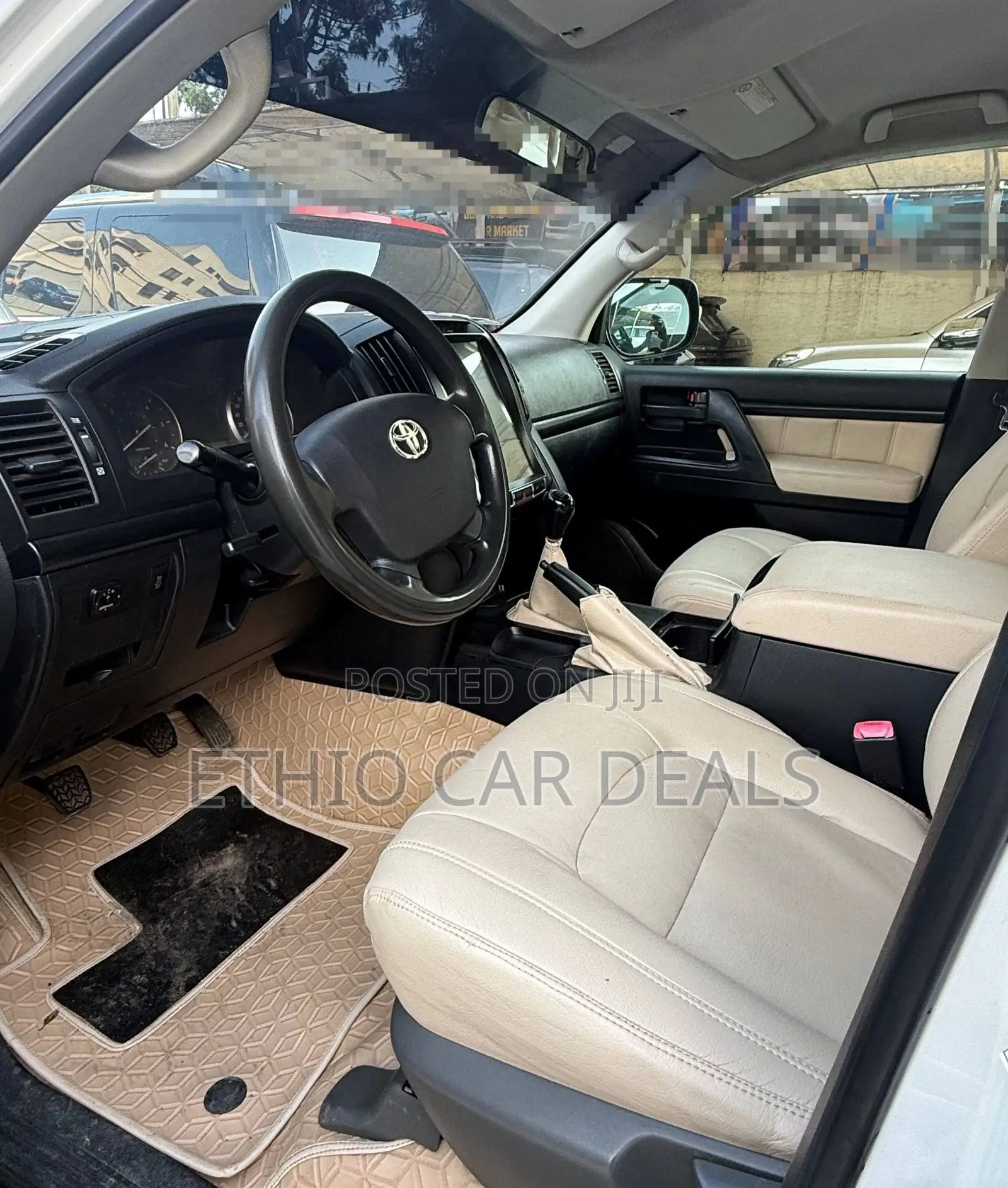 Toyota Land Cruiser 4.5 V8 GX-R 2012 White