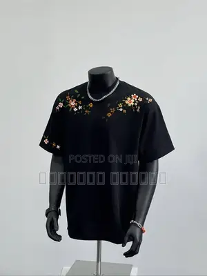 Black Cotton T-Shirt – Soft, Stylish Everyday Fit
