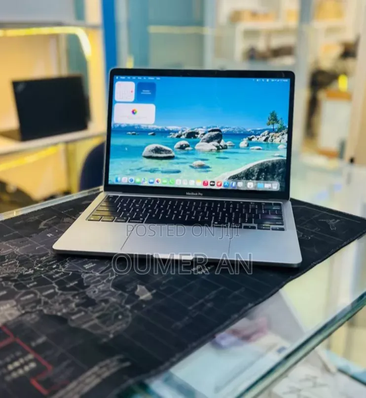 New Laptop Apple MacBook Pro 2022 M2 8GB Apple M2 SSD 512GB