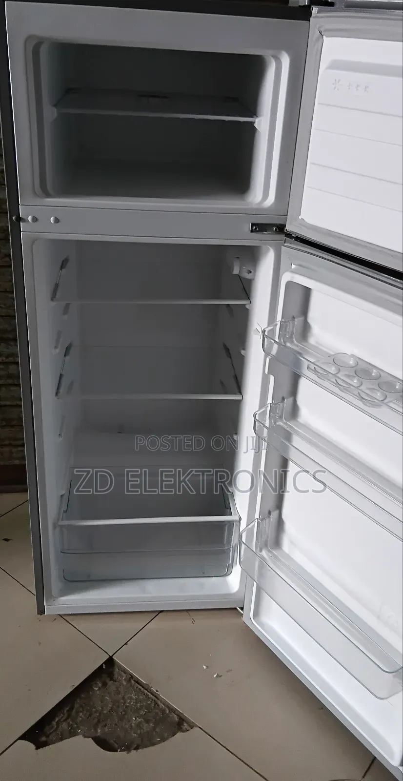 Westpoint Refrigerator Model 270