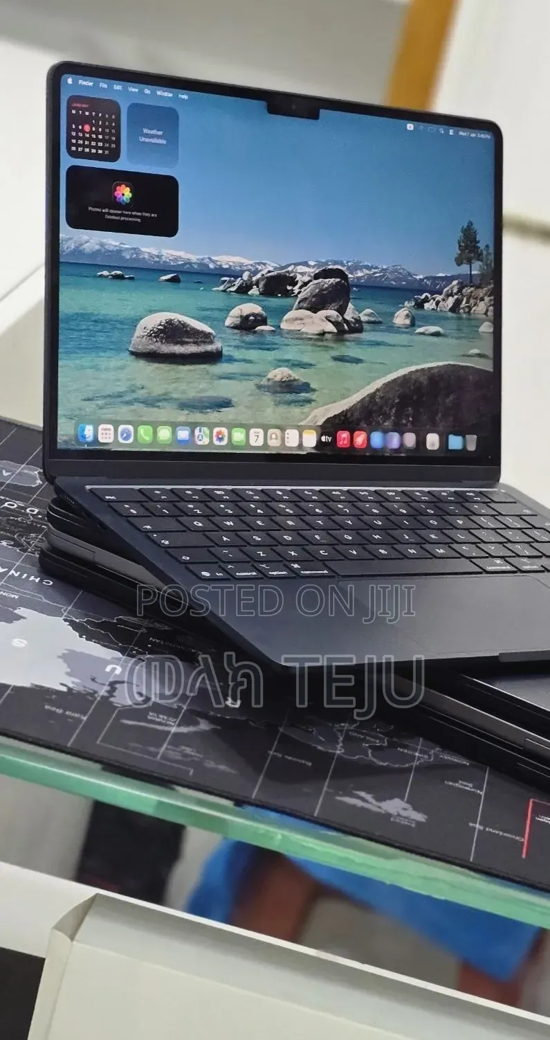 New Laptop Apple MacBook Air 2025 M4 16GB Apple M4 SSD 256GB