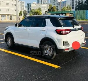Toyota Raize 2022 Off white
