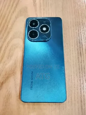 Tecno Spark 20 128 GB Blue