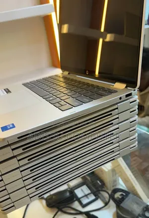 New Laptop HP OmniBook 5 14" 16GB Intel Core i7 SSD 512GB