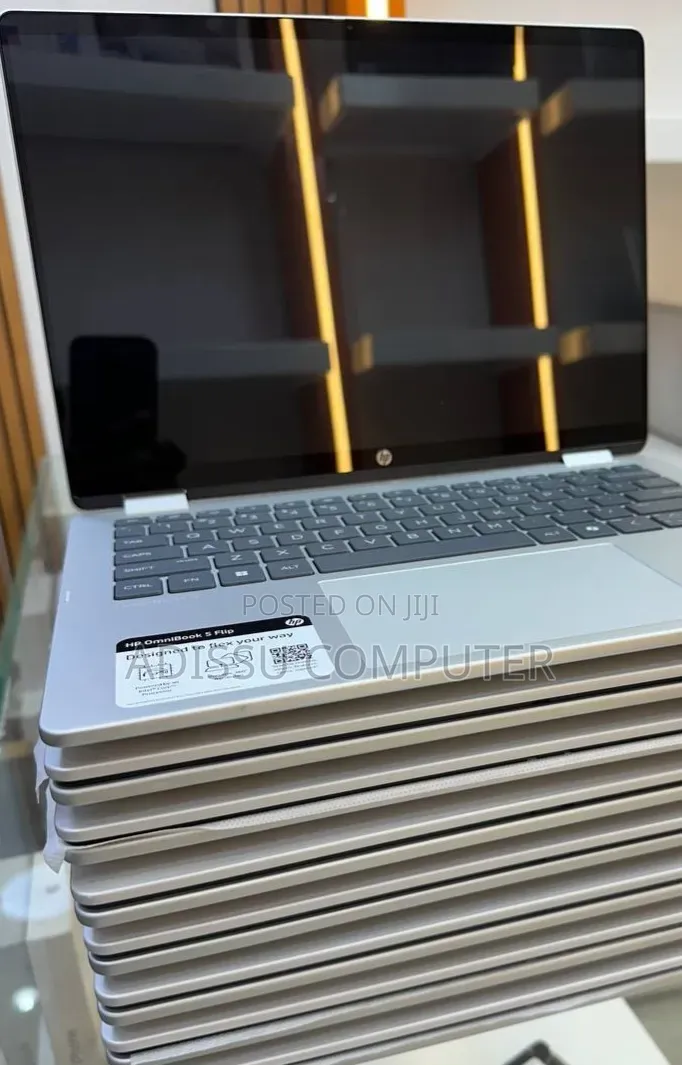New Laptop HP OmniBook 5 14" 16GB Intel Core i7 SSD 512GB