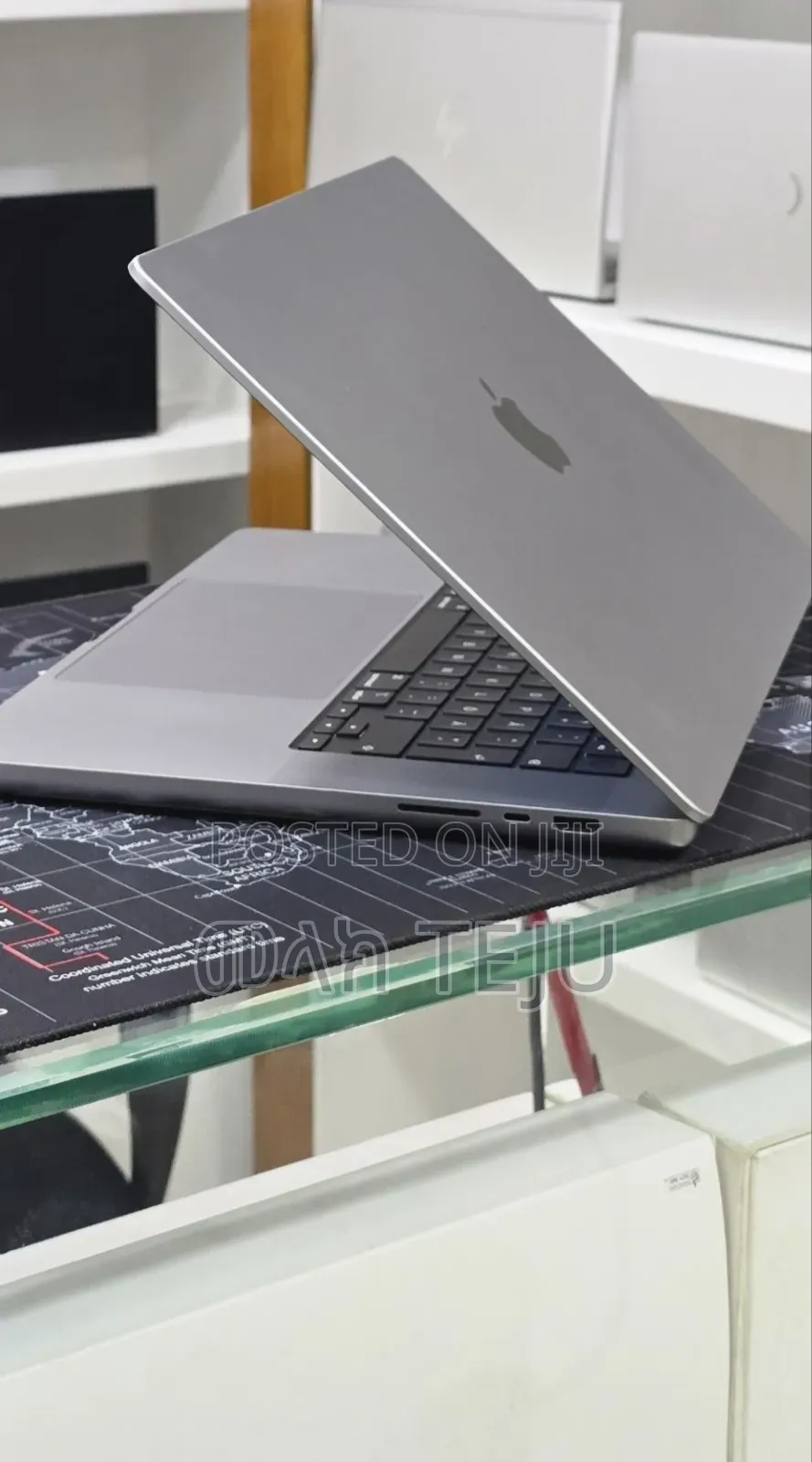 New Laptop Apple MacBook Pro 2021 M1 Max 32GB Apple M1 SSD 512GB