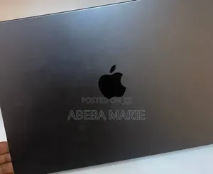 New Laptop Apple MacBook Pro 2024 M4 16GB Apple M4 Pro SSD 512GB