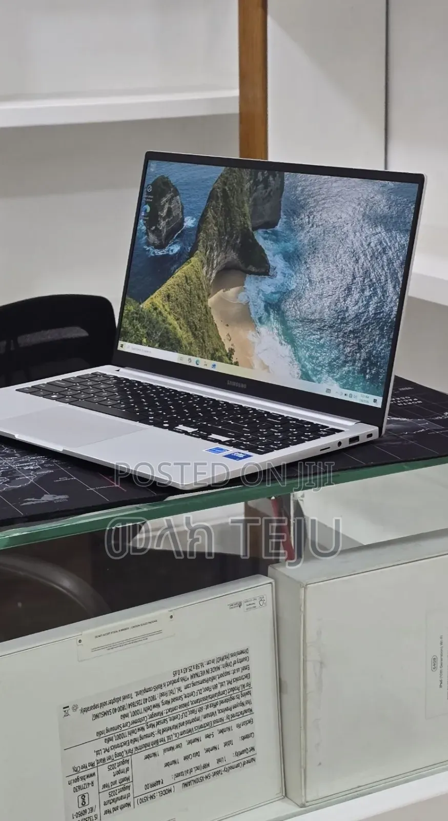 New Laptop Samsung Galaxy Book4 16GB Intel Core i7 SSD 512GB