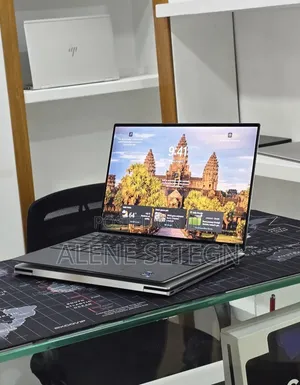 New Laptop Dell XPS 13 16GB Intel Core i7 SSD 512GB