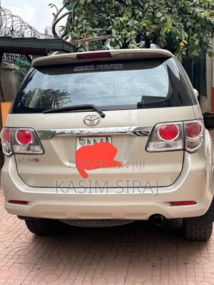 Toyota Fortuner 2012 Blue