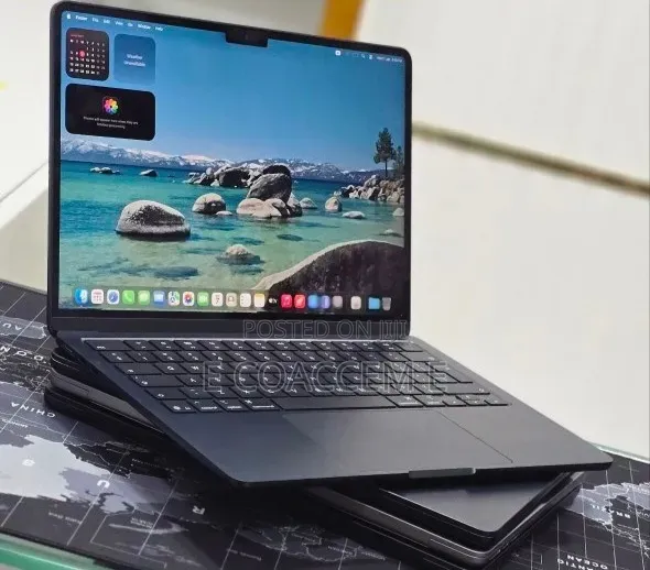 New Laptop Apple MacBook 16GB SSD 256GB