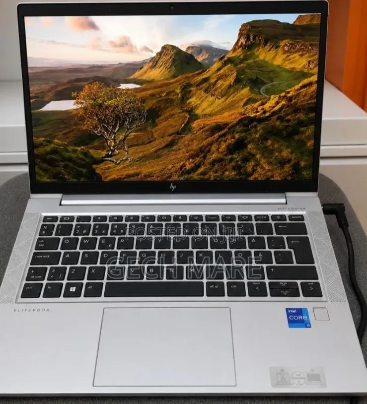 New Laptop HP EliteBook 840 G8 16GB Intel Core i5 SSD 512GB