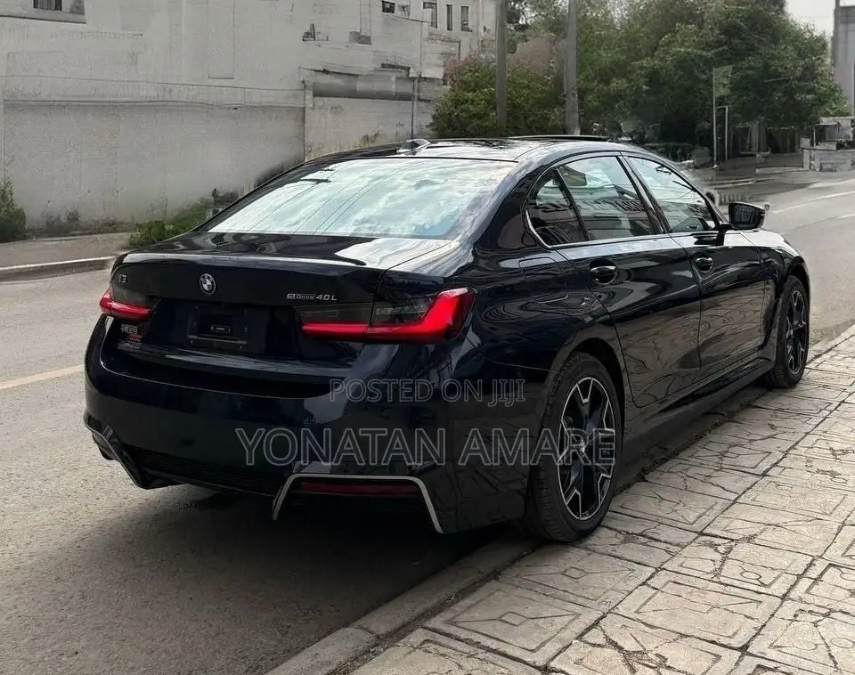 New BMW iX 2025 Black