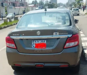 Suzuki Dzire 2022 Silver