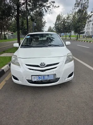 Toyota Yaris 2008 White