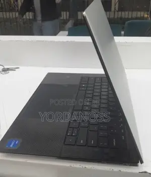 New Laptop Dell XPS 13 16GB Intel Core i7 SSD 512GB