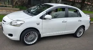 Toyota Yaris 2008 White