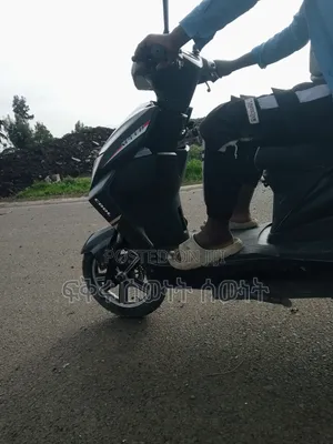 American Ironhorse Chopper 2025 Black