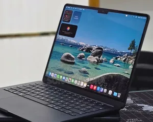 New Laptop Apple MacBook Air 2024 M3 16GB Apple M4 SSD 256GB