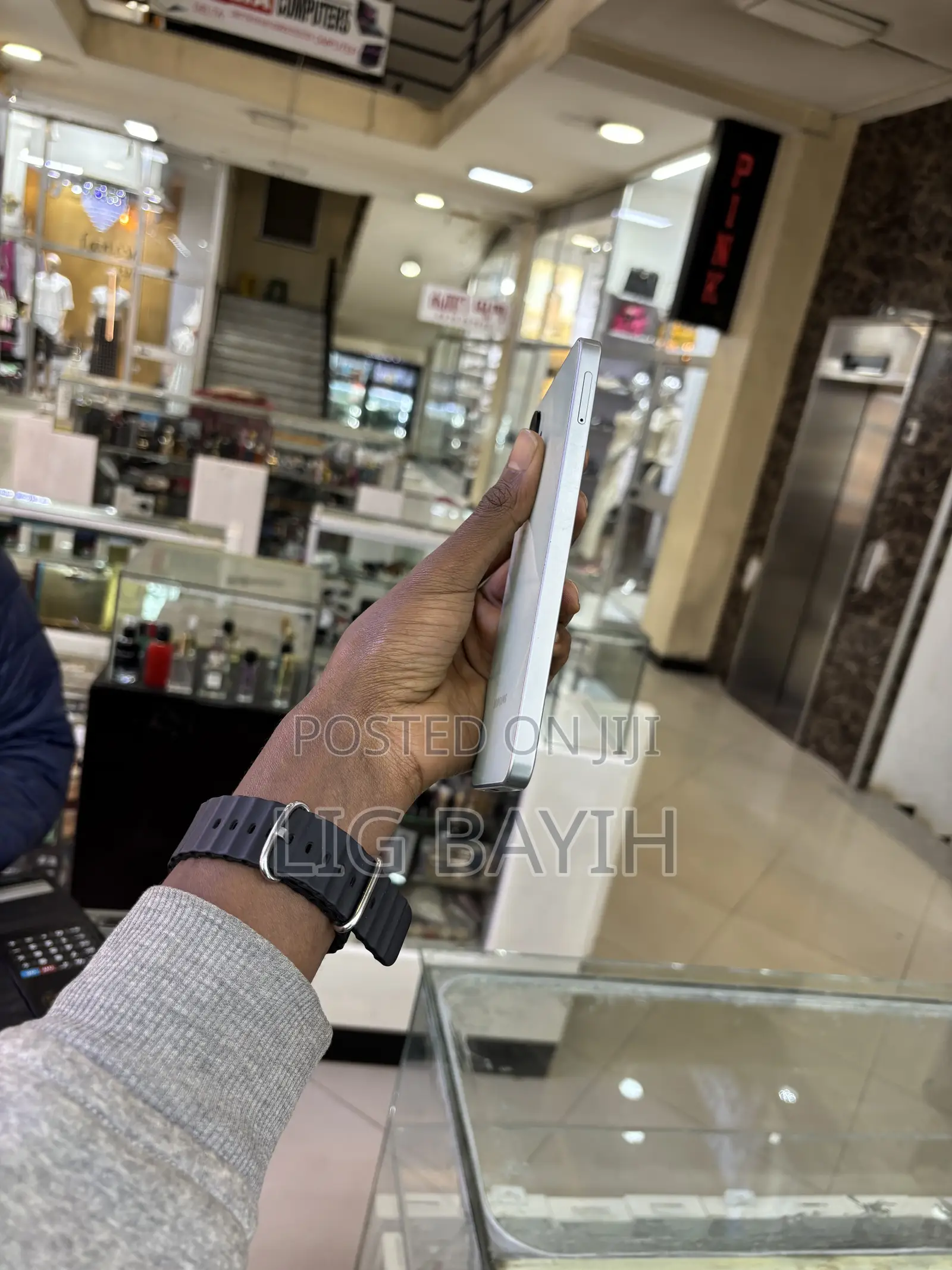 Samsung Galaxy M16 128 GB