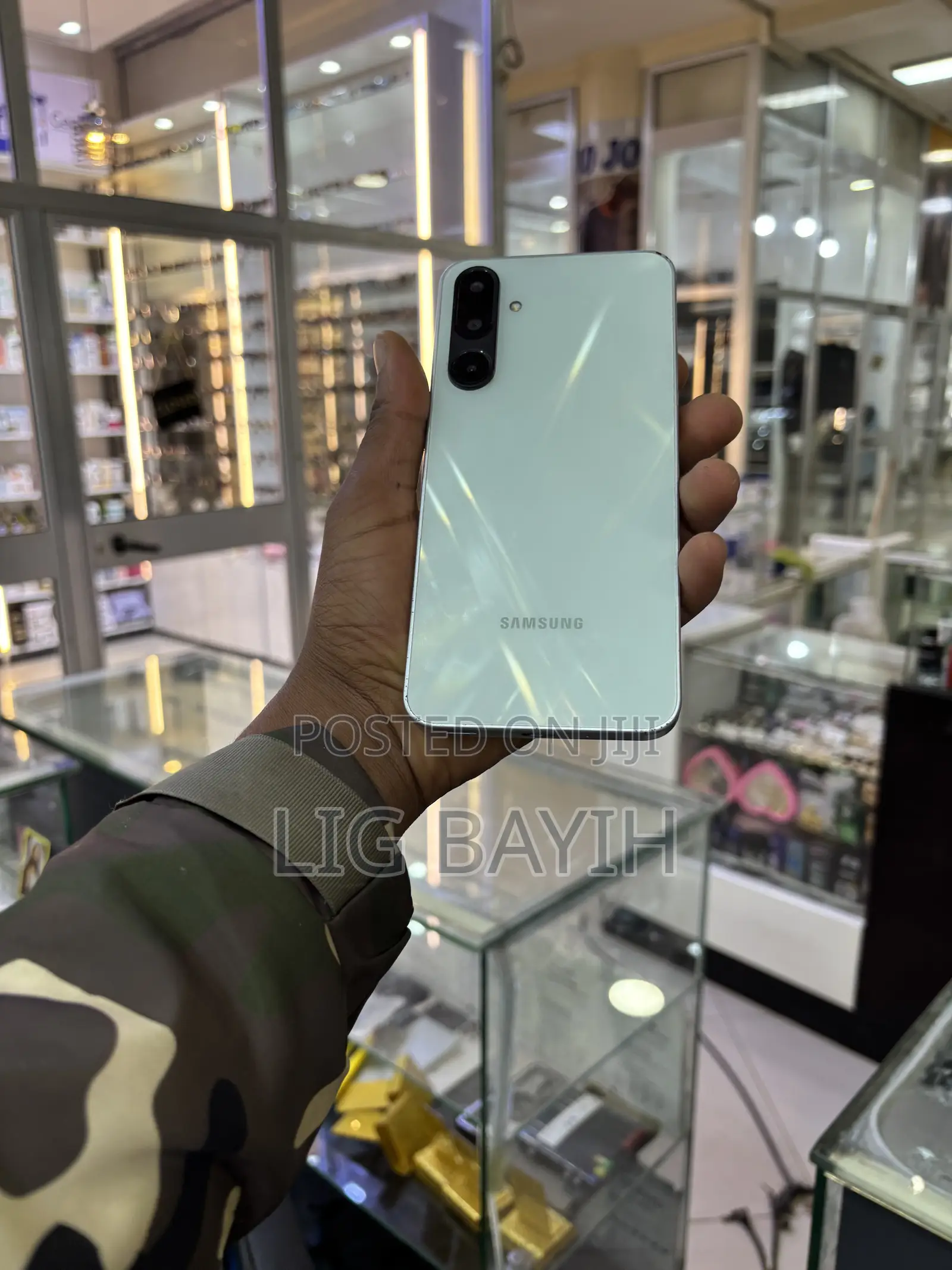 Samsung Galaxy M16 128 GB