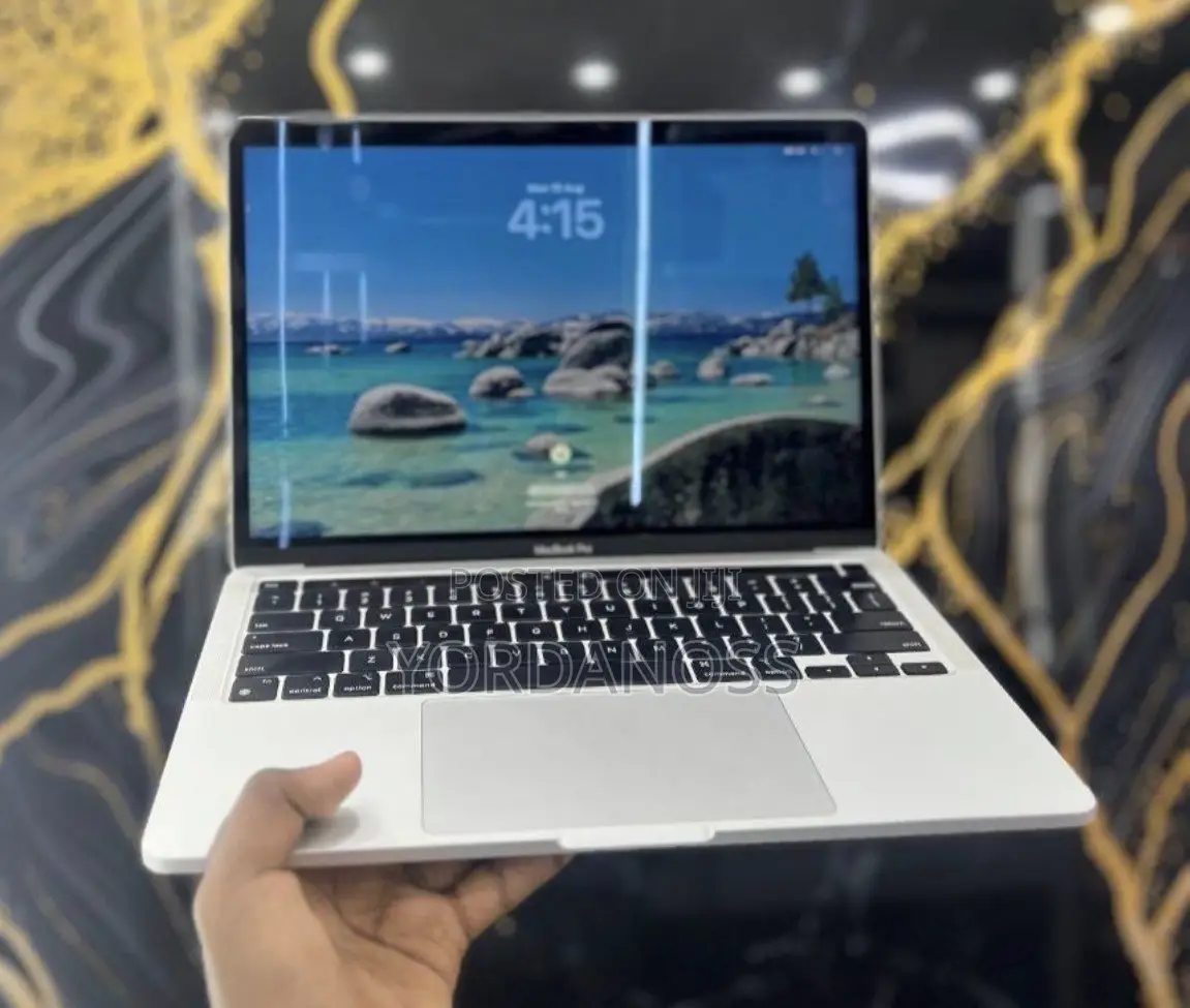 New Laptop Apple MacBook Pro 2022 M2 8GB Apple M2 SSD 512GB