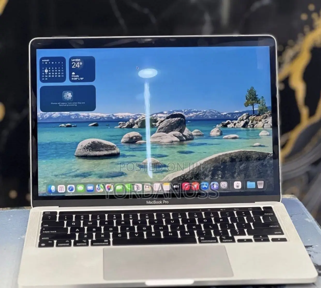 New Laptop Apple MacBook Pro 2022 M2 8GB Apple M2 SSD 512GB