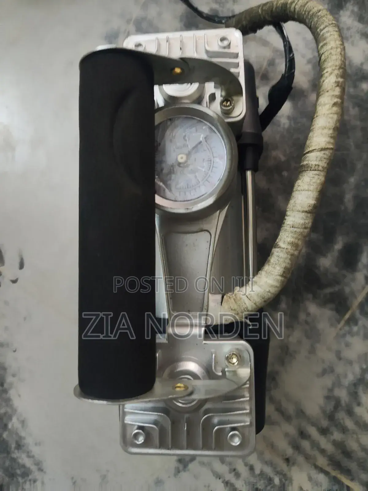 12v Portable Air Compressor