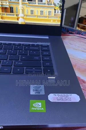 New Laptop HP ZBook Firefly 15 G7 32GB Intel Core i7 SSD 512GB