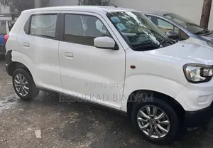 Suzuki S-Presso 2021 White