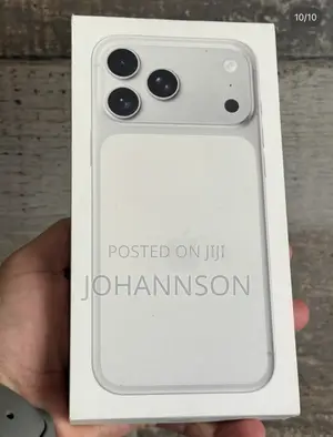 New Apple iPhone 17 Pro Max 256 GB Silver